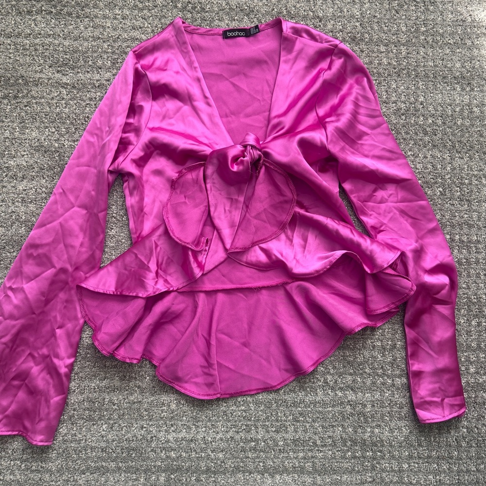 Pink Boohoo long sleeve top with tie front detail